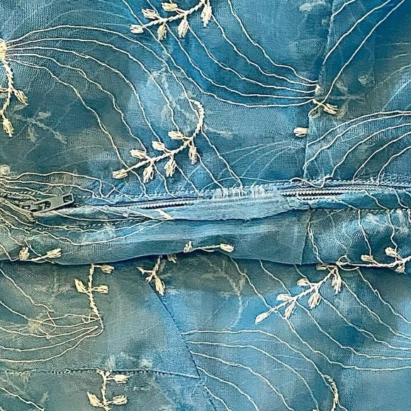 #D3. Vintage 70s Sheer Embroidered Dress - Picture 3 of 3